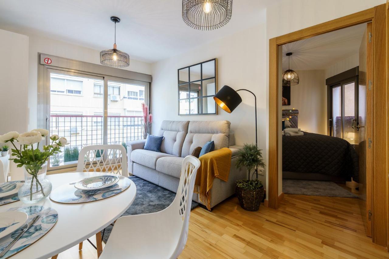 Malagasuite Cozy Center Apartment & Parking Exterior foto